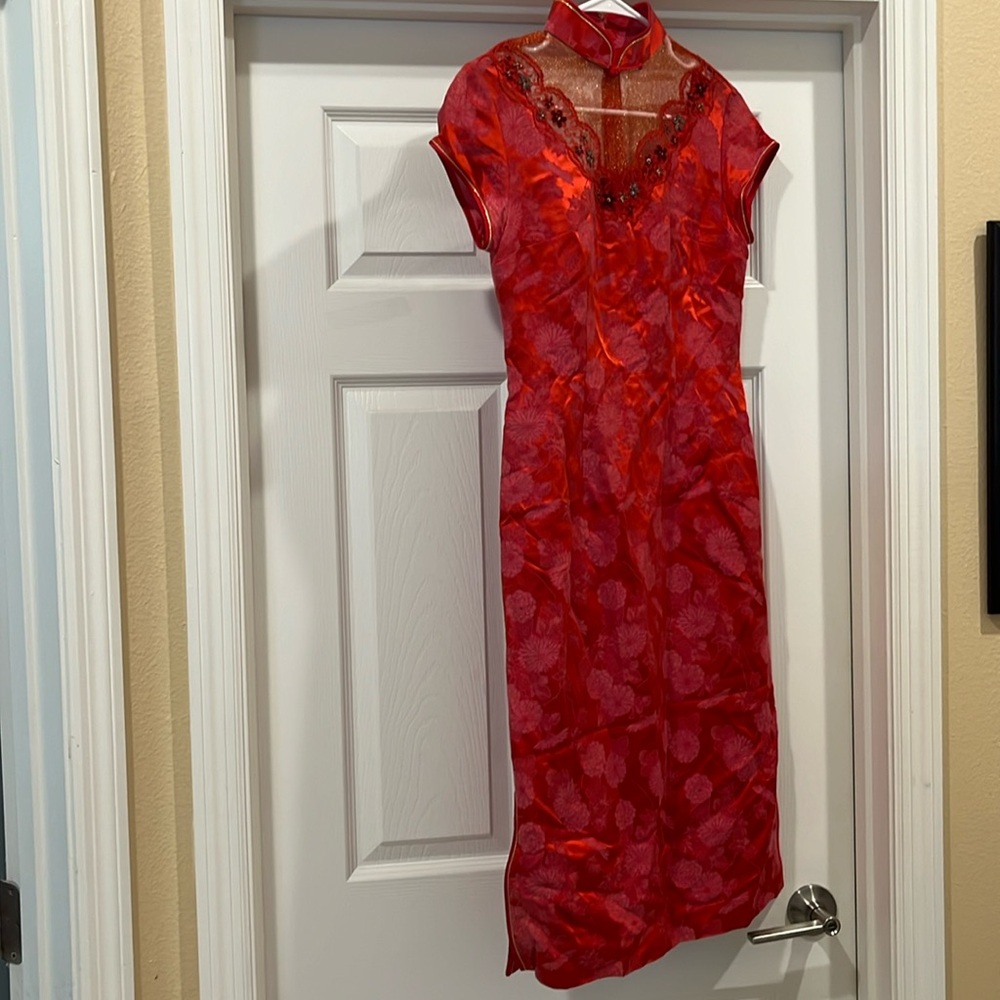 Tsai Mong-Hsia Twain Designer, Asian inspired Chinese dress